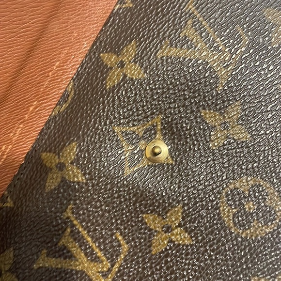 LV wallet - Picture 6 of 11